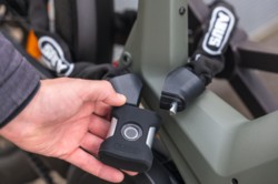 ABUS řetězový zámek 7807F/110 BK YARDO s otiskem prstu