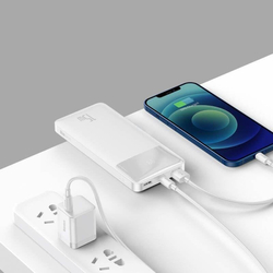 Baseus Bipow powerbanka s digitálním displejem 10000mAh 15W černá