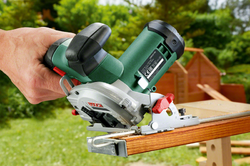 Bosch UniversalCirc 12 (0.603.3C7.003)