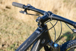 Celoodpružené kolo MMR KENTA 10 - Carbon N Chrome - vel.L  24/2025