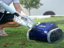 CF Automatický vysavač CF 200 AKU