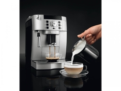 DeLonghi ECAM 22.110.SB 