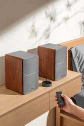 EDIFIER R1280T a WiiM Mini Smart Wi-Fi Audio Streamer