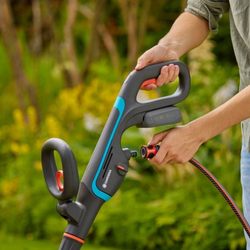 Gardena 14842-20 Akumulátorový multi čistič AquaBrush Universal 04/18V P4A sada