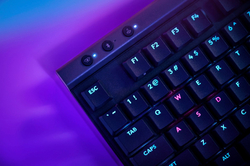 Logitech G515 TKL Lightspeed Tactile Black - CZ/SK