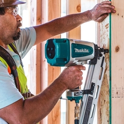 Makita AN924 Pneumatická hřebíkovačka 50-90mm