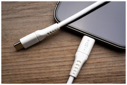 Nabíjecí a datový Liquid silicone kabel FIXED s konektory USB-C/USB-C a podporou PD, 1.2m, USB 2.0, 60W, bílý