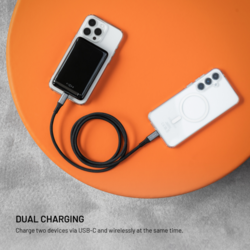 Powerbanka FIXED MagZen 10 Pro s Qi2 a MagSafe, 10 000 mAh, černá