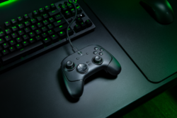 Razer Wolverine V3 Tournament Ed. 8K