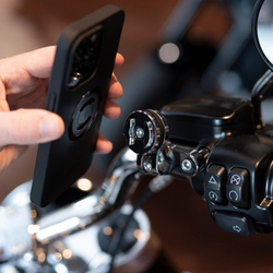 SP Connect Clutch Mount Pro Chrome 53231 černá