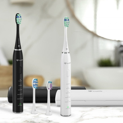 TrueLife SonicBrush Clean30 Duo - sada 2 sonických zubních kartáčků, černý a bílý + pouzdra a hlavice