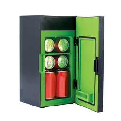 Xbox Series X mini chladnička, 4,5L