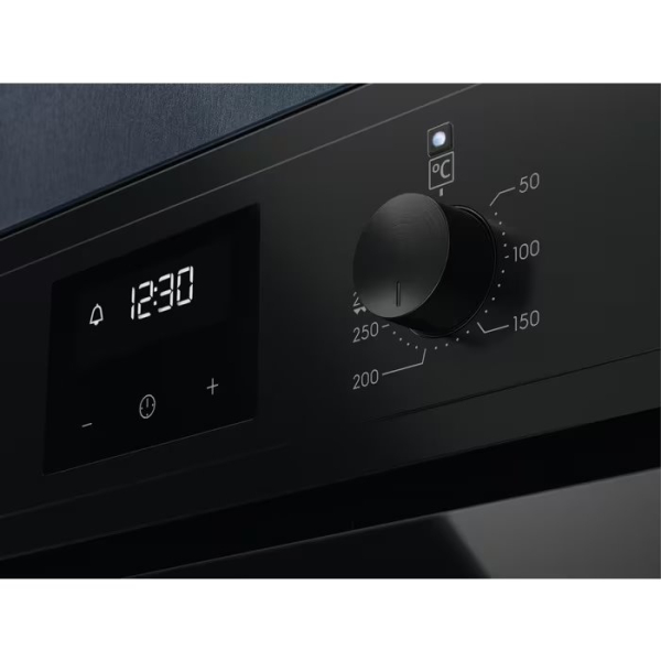 Electrolux EOF3H40TH