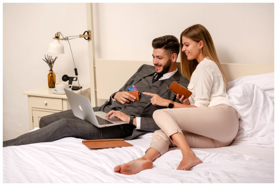 Kožené pouzdro typu kniha FIXED ProFit pro Samsung Galaxy A34 5G, červené