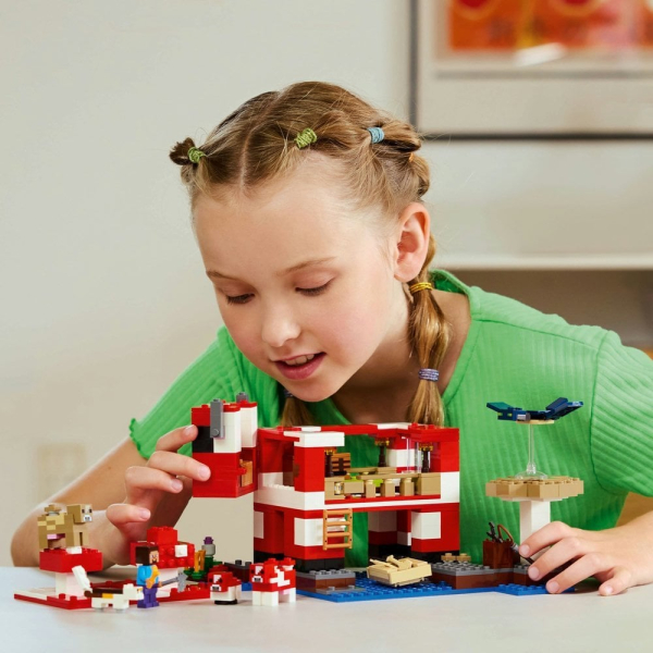 LEGO Minecraft Krávomůrčí domek 21270