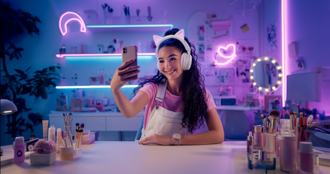 Razer Kraken Kitty V3 Pro - White
